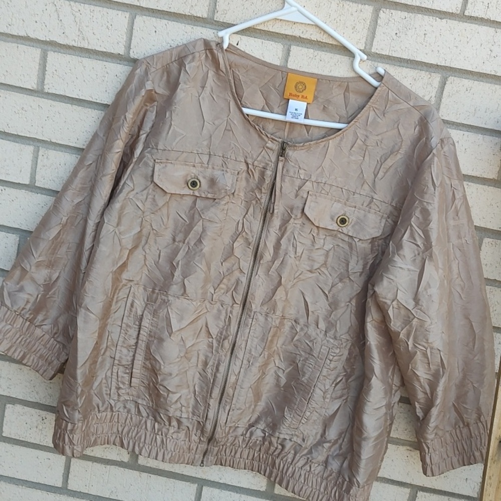 Ruby 🛣️ Jacket* - Picture 6 of 10